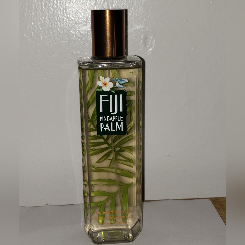 Fiji Pineapple Palm Body Mist